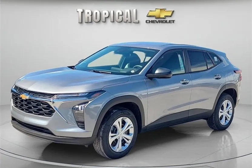 2026 Chevrolet Trax LS photo 1