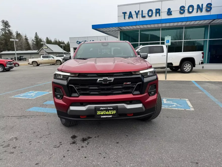 2025 Chevrolet Colorado Z71 photo 1