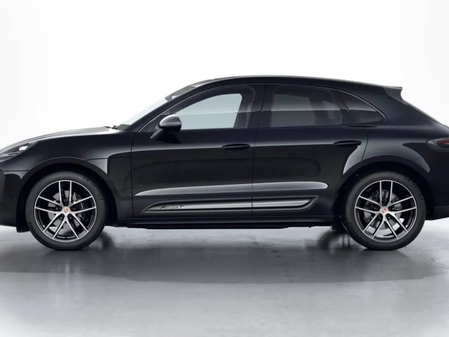 2026 Porsche Macan T photo 1