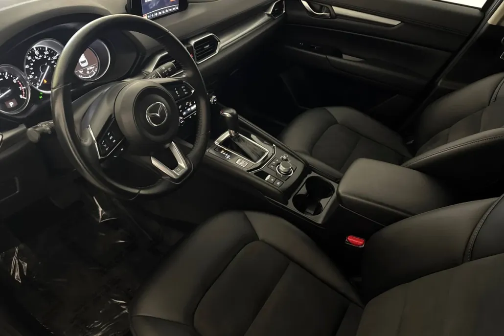 2019 Mazda CX-5 Touring photo 1