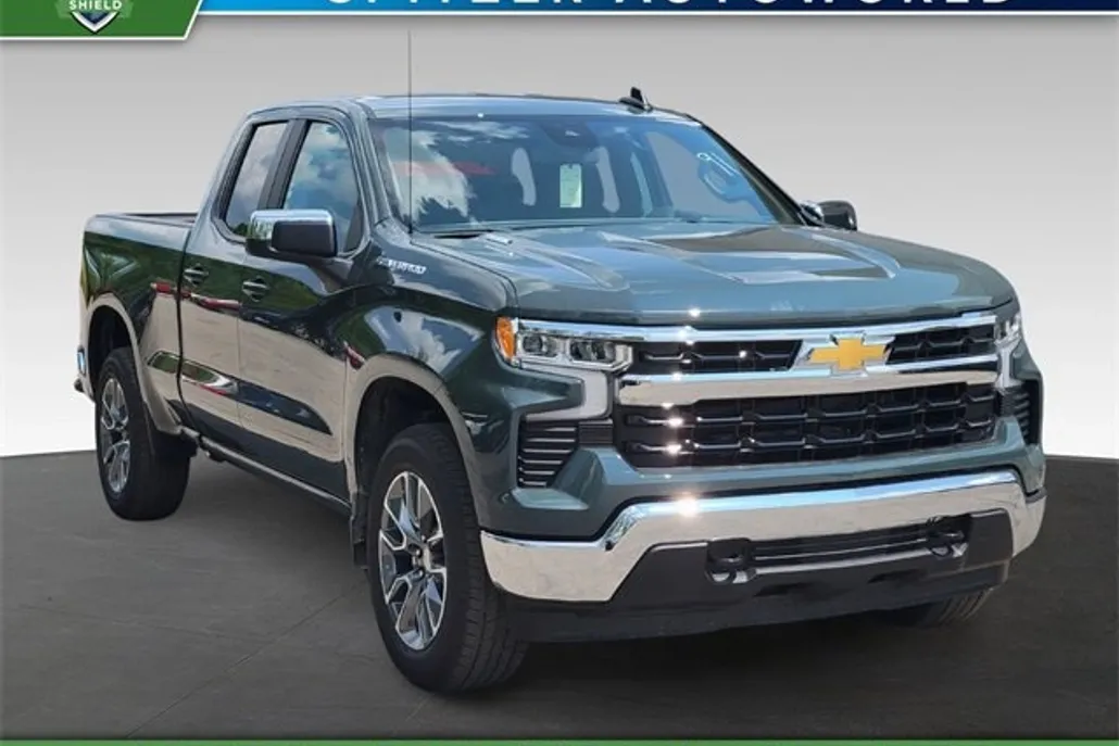 2026 Chevrolet Silverado 1500 LT photo 1