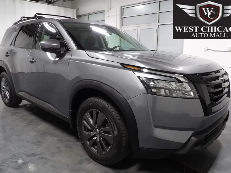 2024 Nissan Pathfinder SV photo 1