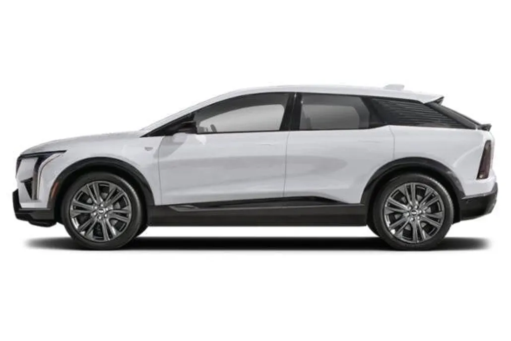 2025 Cadillac Optiq Luxury photo 1