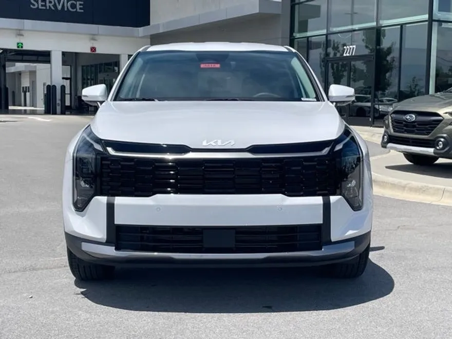 2026 Kia Sportage EX photo 1