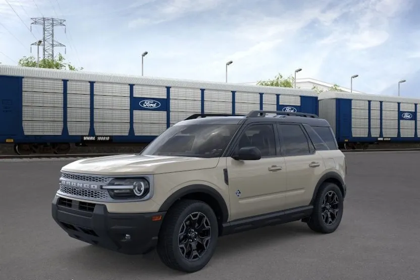 2025 Ford Bronco Sport Outer Banks photo 1