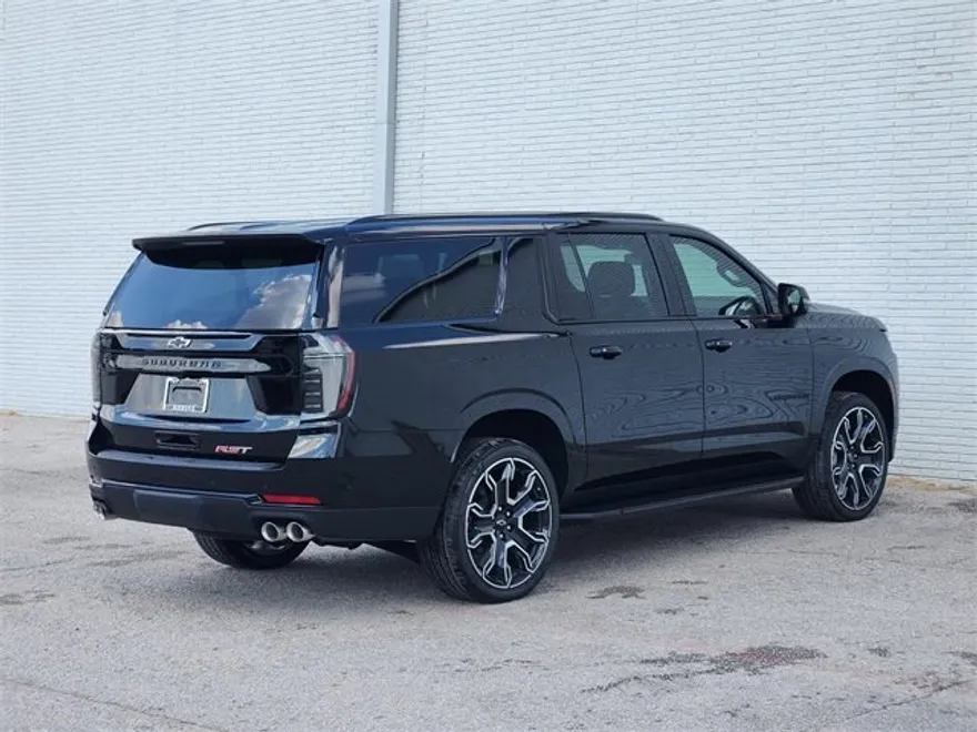 2026 Chevrolet Suburban RST photo 1