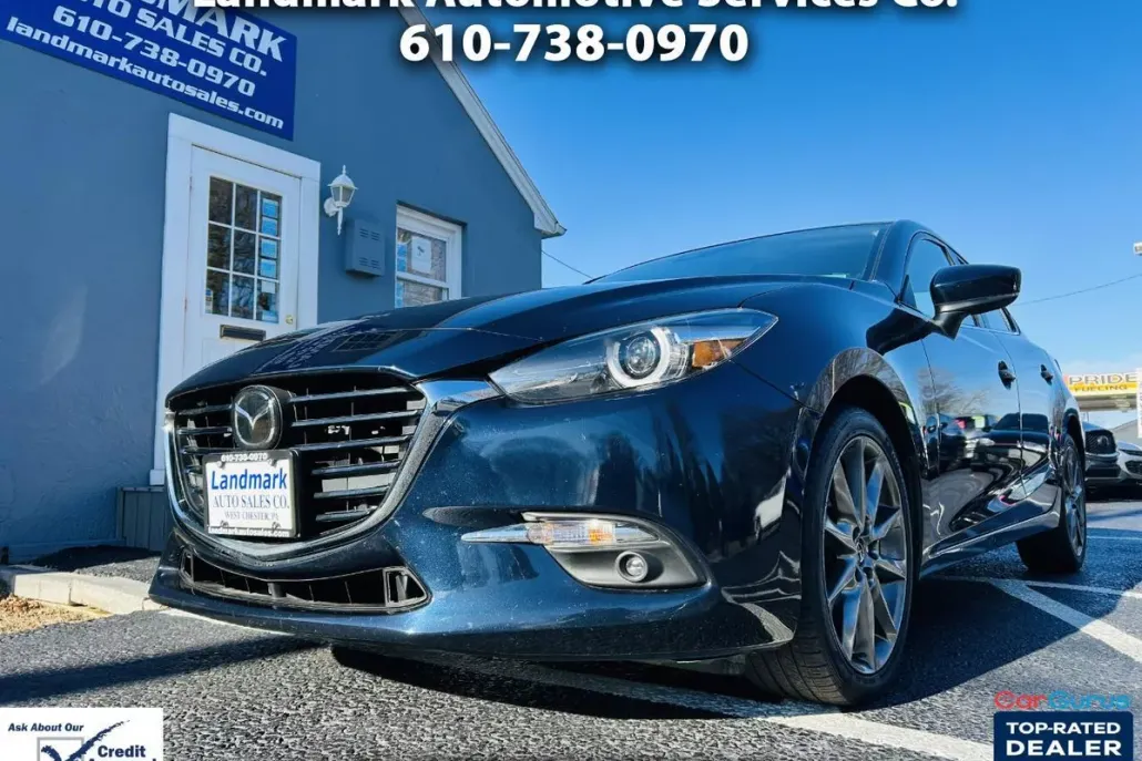 2018 Mazda Mazda3 Grand Touring photo 1