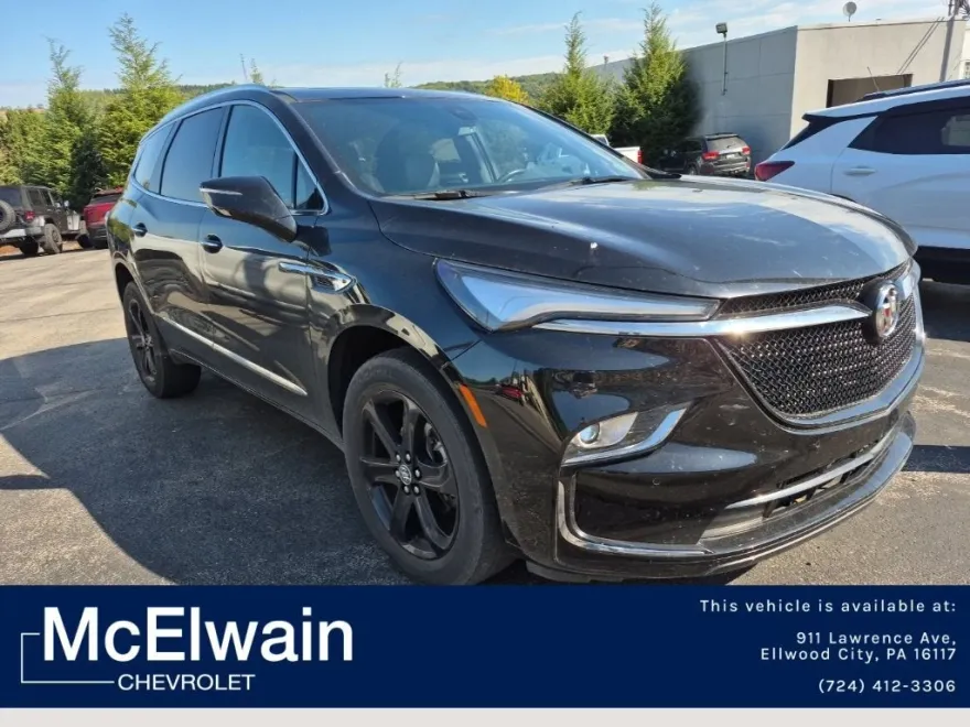 2023 Buick Enclave Essence photo 1