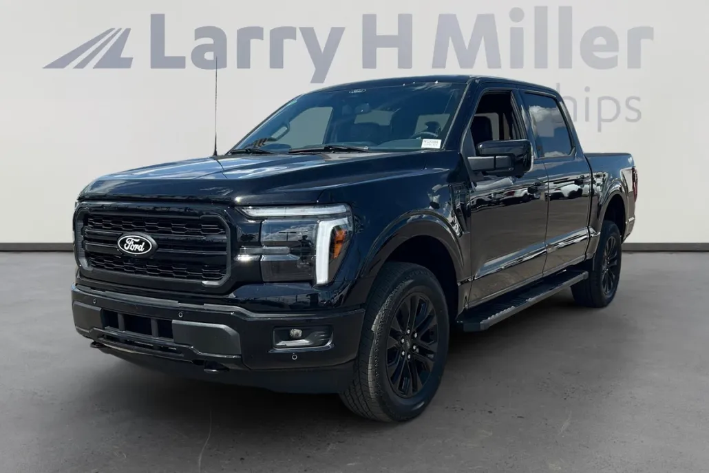 2025 Ford F-150 Lariat photo 1