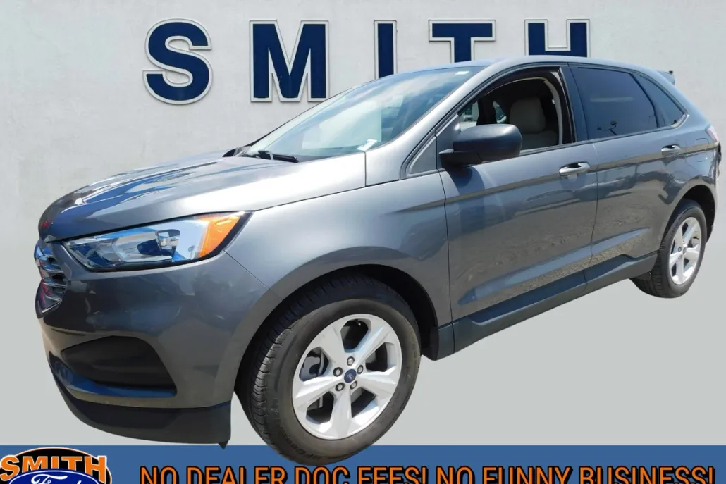 2022 Ford Edge SE photo 1