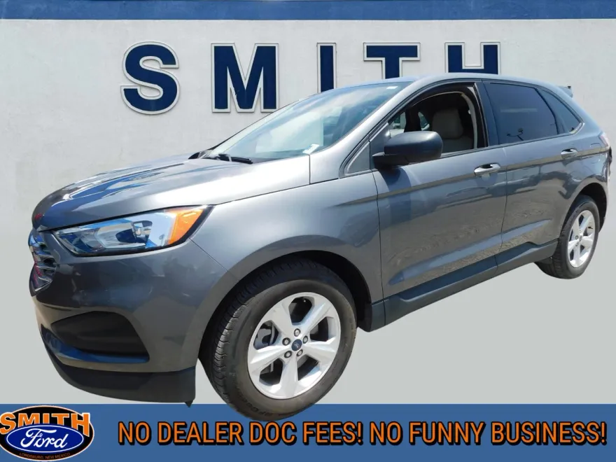 2022 Ford Edge SE photo 1