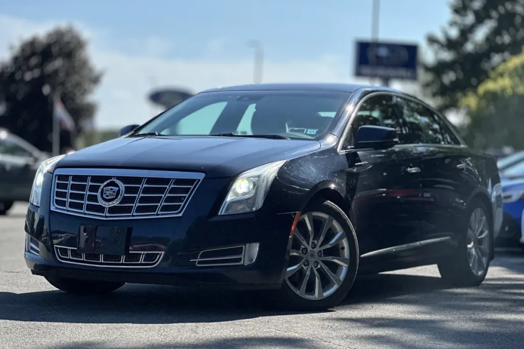 2015 Cadillac XTS Luxury photo 1