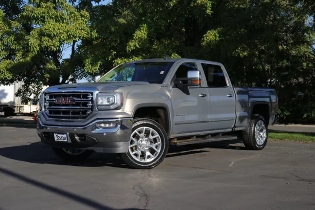 2017 Gmc Sierra 1500 SLT photo 1