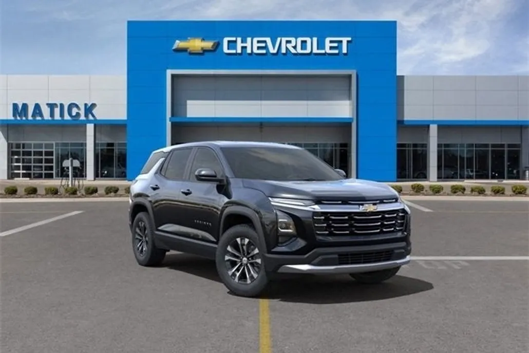 2026 Chevrolet Equinox LT photo 1