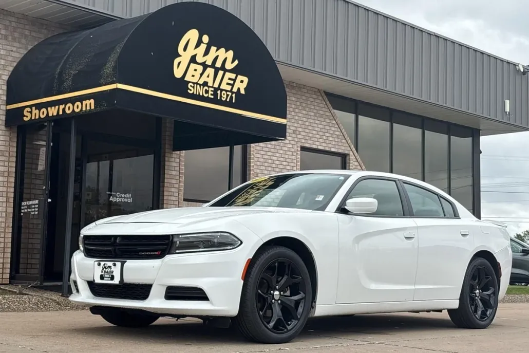 2022 Dodge Charger SXT photo 1