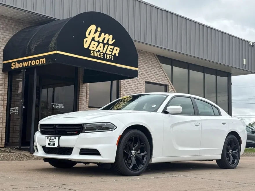 2022 Dodge Charger SXT photo 1
