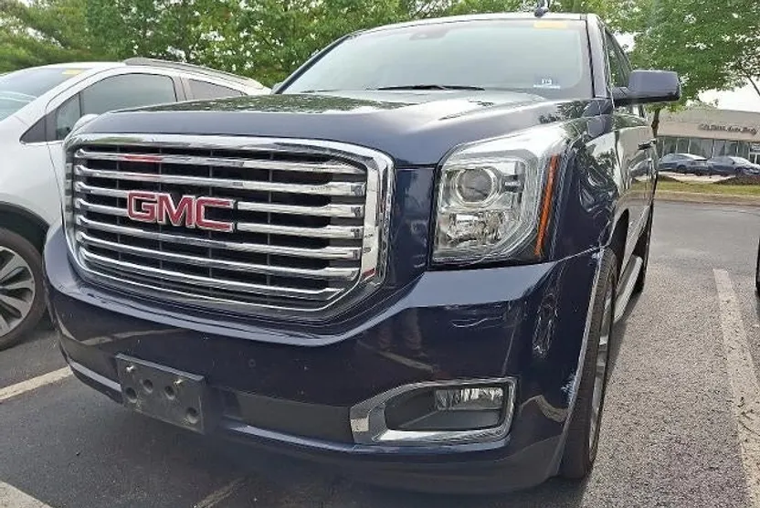 2019 Gmc Yukon SLT photo 1
