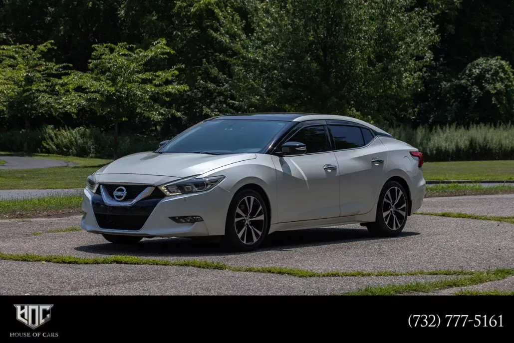 2017 Nissan Maxima SL photo 1