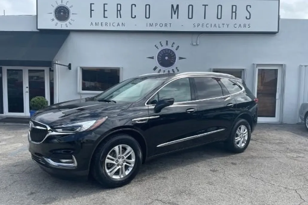2018 Buick Enclave Essence photo 1