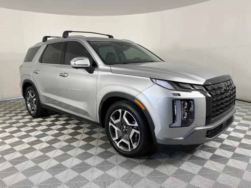 2024 Hyundai Palisade Limited photo 1