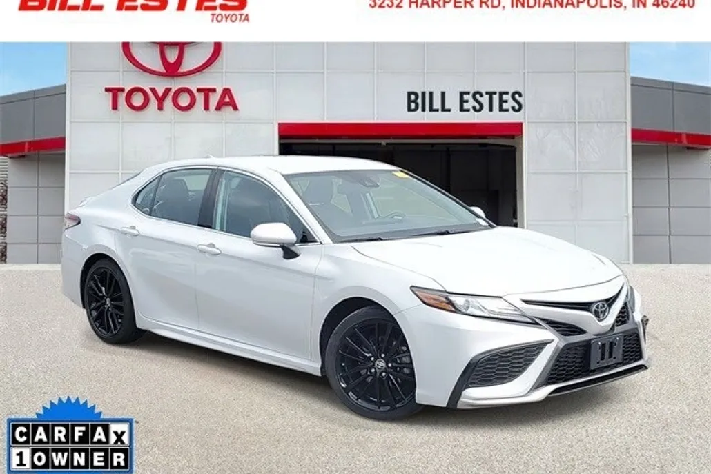 2023 Toyota Camry XSE photo 1