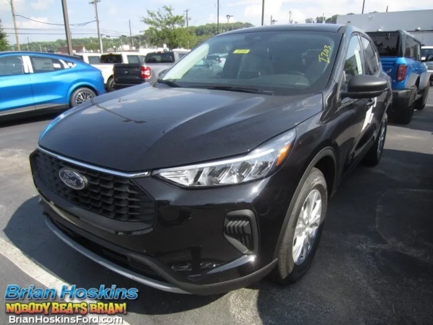 2025 Ford Escape Active photo 1