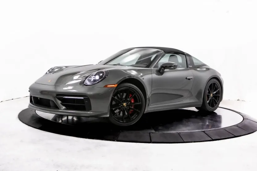 2022 Porsche 911 Targa 4S photo 1