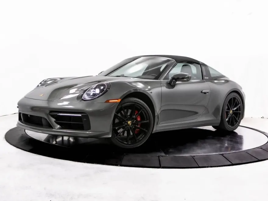 2022 Porsche 911 Targa 4S photo 1