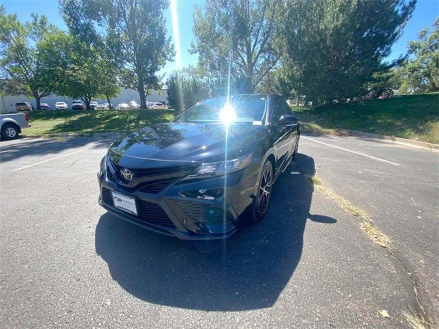 2024 Toyota Camry SE photo 1