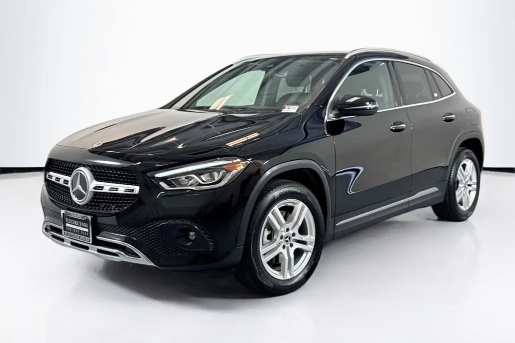 2022 Mercedes Benz GLA 250 4MATIC photo 1