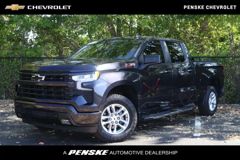 2022 Chevrolet Silverado 1500 RST photo 1