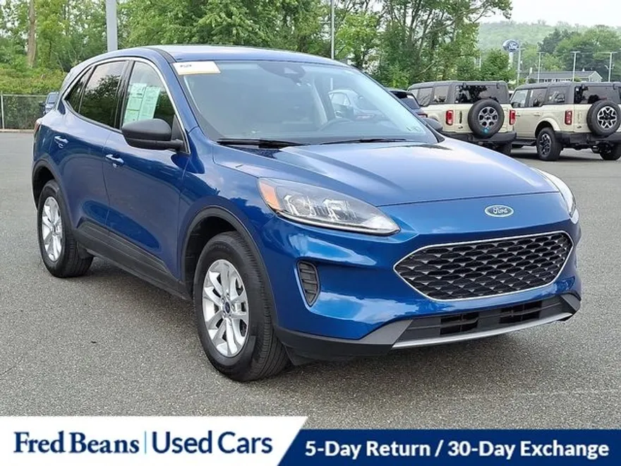 2022 Ford Escape SE photo 1