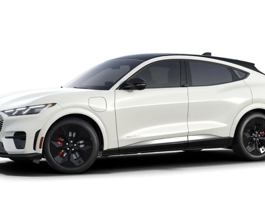 2025 Ford Mustang Mach-E GT photo 1