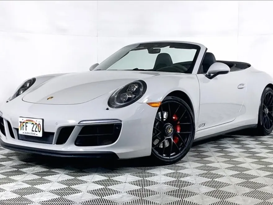 2018 Porsche 911 GTS photo 1