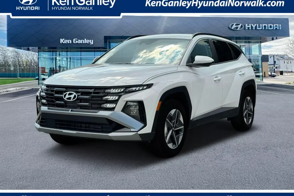 2025 Hyundai Tucson SEL photo 1