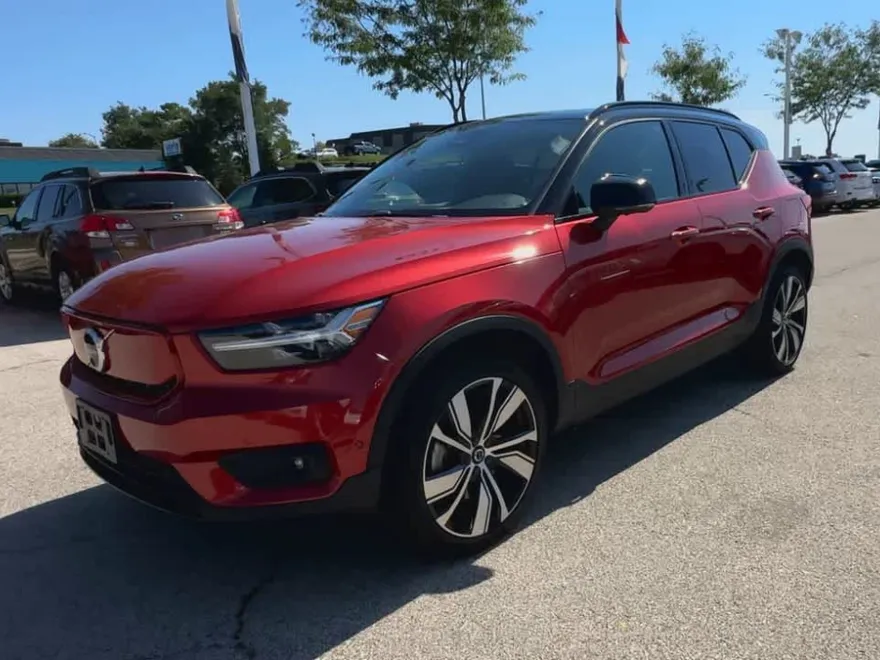 2022 Volvo XC40 Recharge Twin Ultimate photo 1