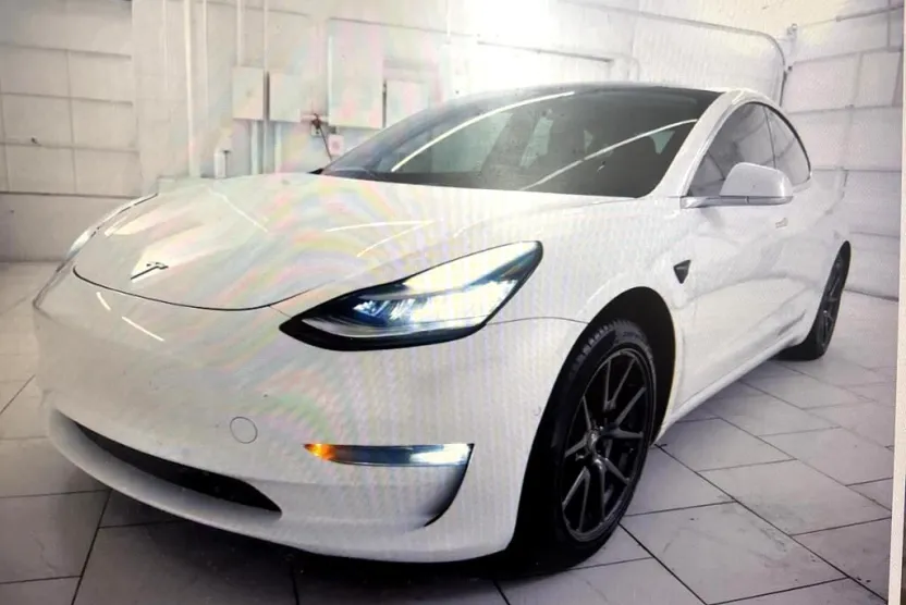 2019 Tesla Model 3 Long Range photo 1