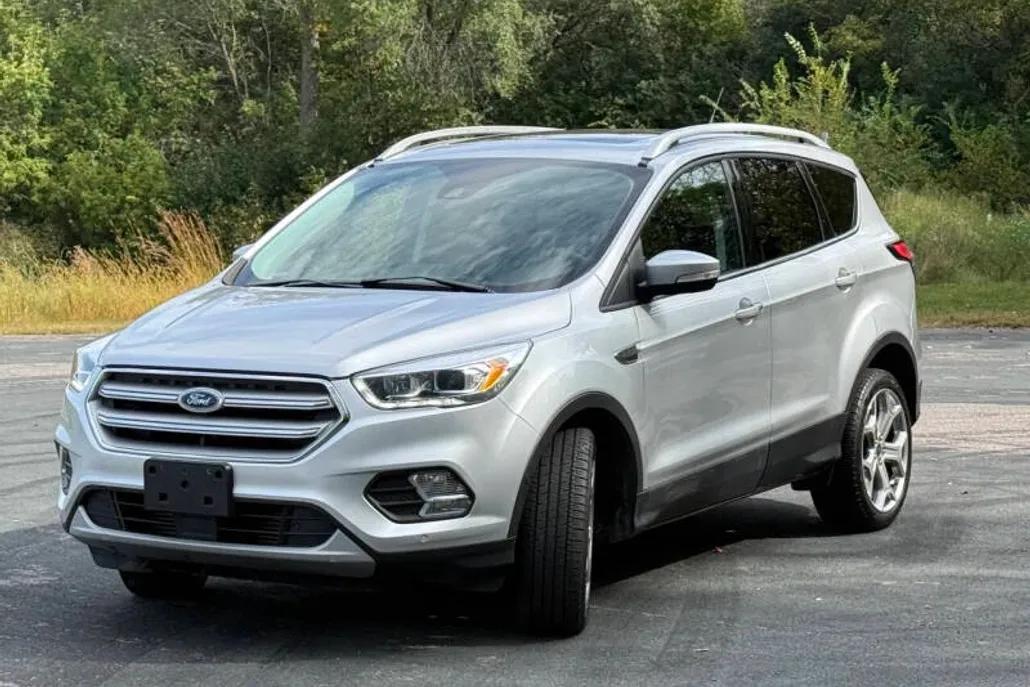 2018 Ford Escape Titanium photo 1