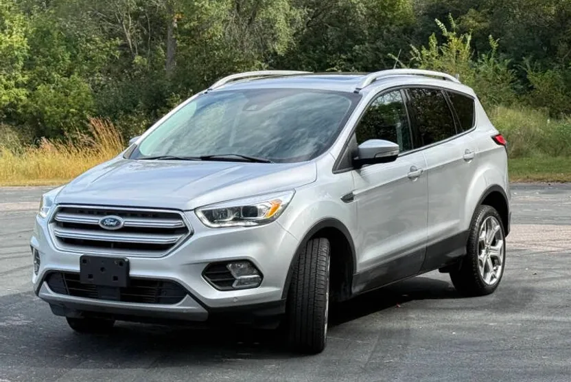 2018 Ford Escape Titanium photo 1