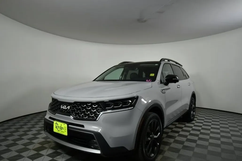2022 Kia Sorento X-Line SX Prestige photo 1