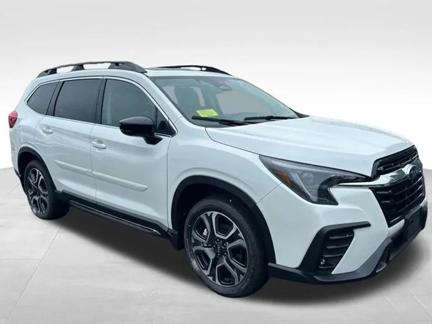 2025 Subaru Ascent Limited photo 1