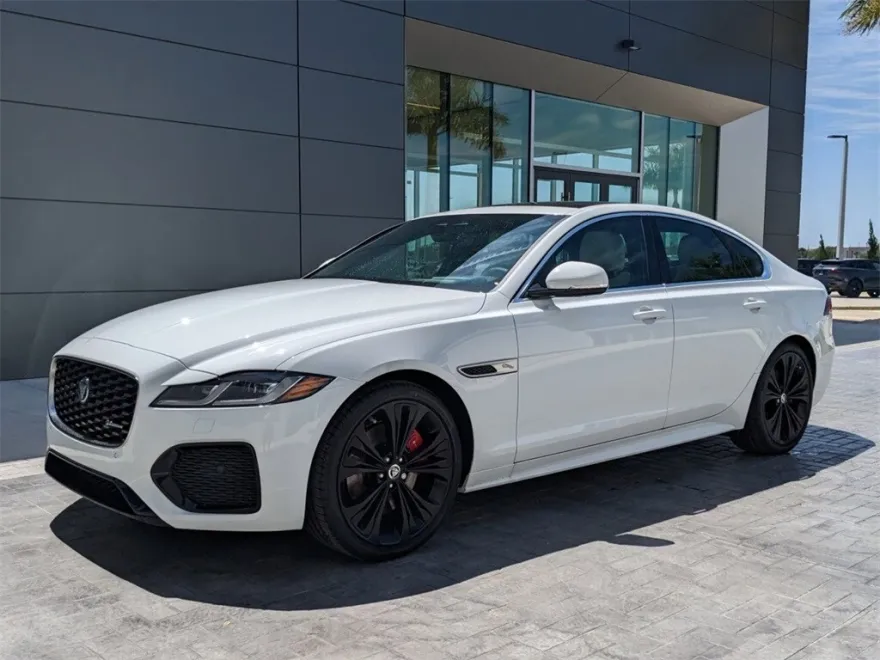 2024 Jaguar XF P300 R-Dynamic SE photo 1