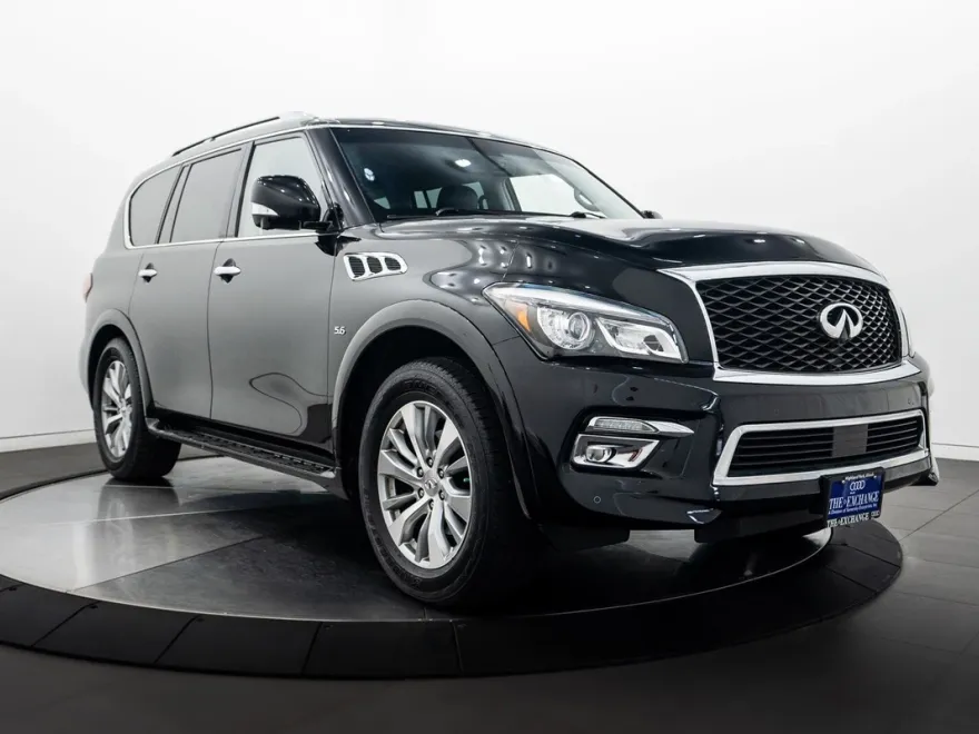 2015 Infiniti QX80 photo 1