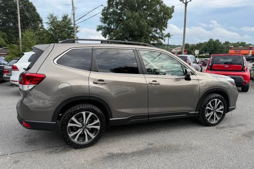 2019 Subaru Forester Limited photo 1