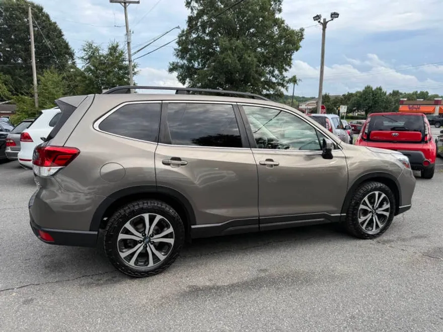 2019 Subaru Forester Limited photo 1