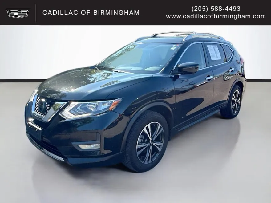 2020 Nissan Rogue SV photo 1