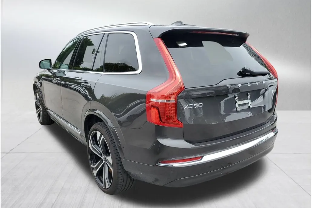 2024 Volvo XC90 Ultimate photo 1