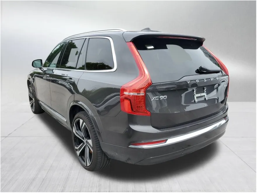 2024 Volvo XC90 Ultimate photo 1