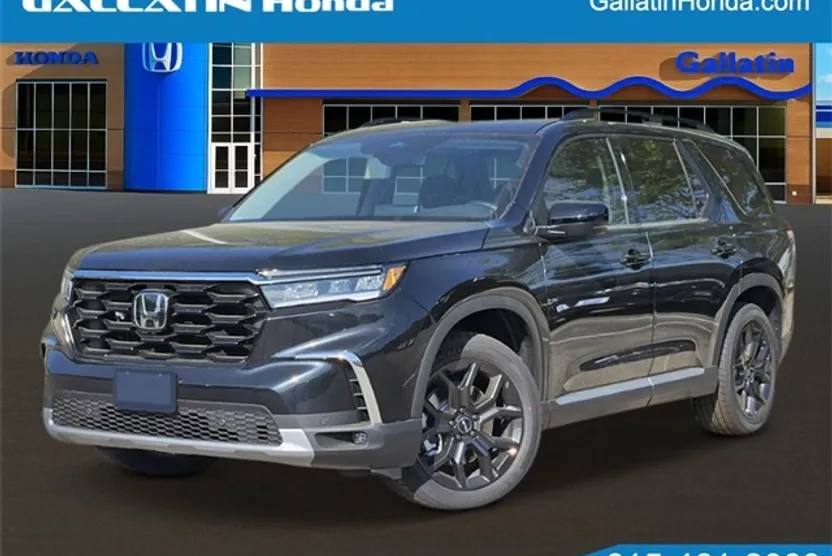 2025 Honda Pilot Touring photo 1