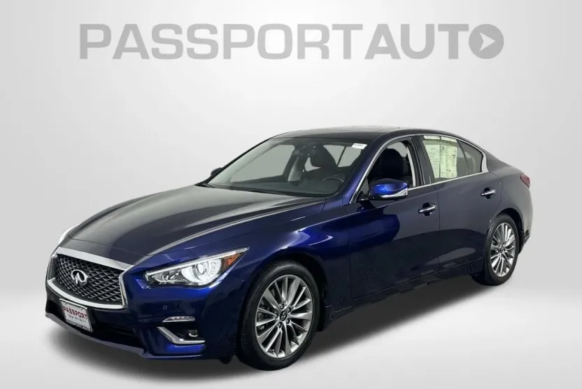 2023 Infiniti Q50 LUXE photo 1